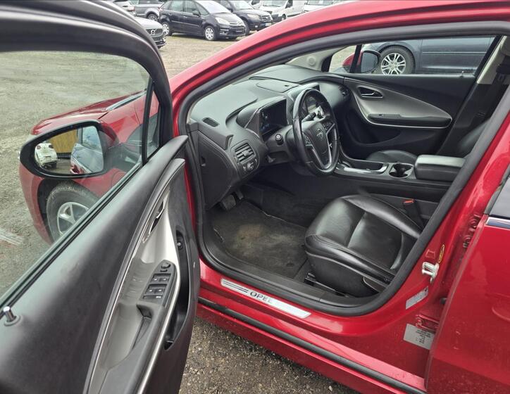 Opel Ampera 8