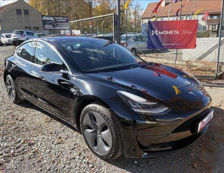 Tesla Model 3 9