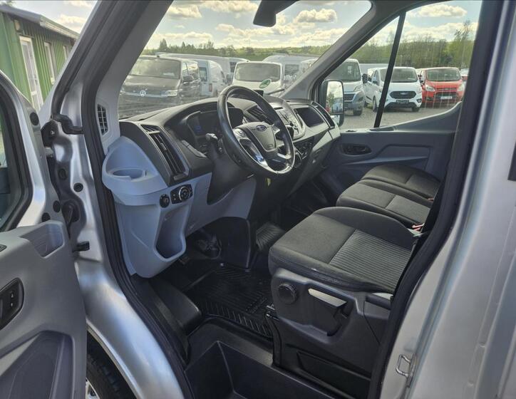 Ford Transit 10