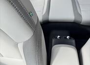 Volvo EX40 15