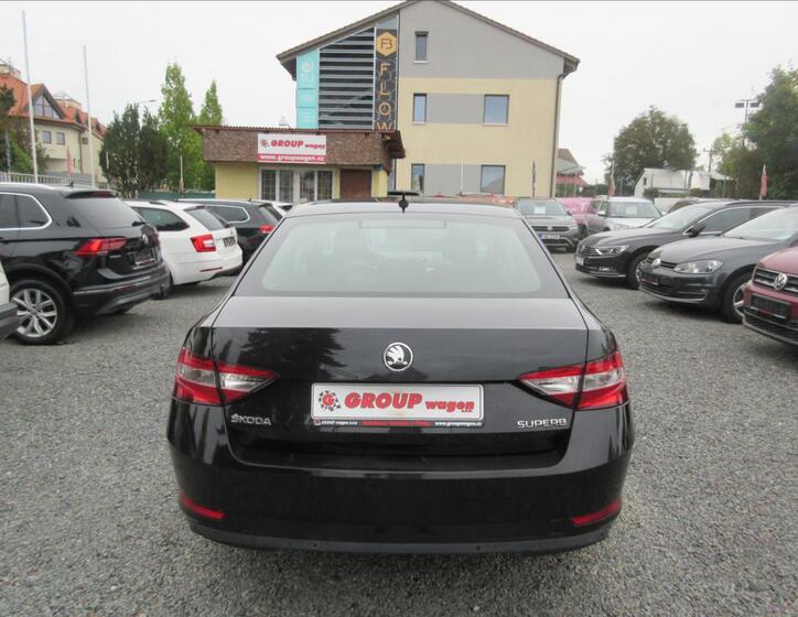 Škoda Superb 5