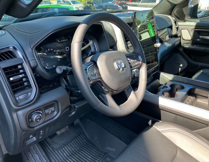 Dodge RAM 32