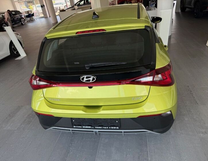 Hyundai i20 4