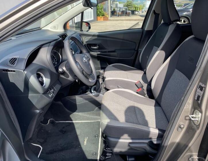Toyota Yaris 11
