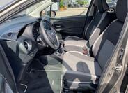 Toyota Yaris 11