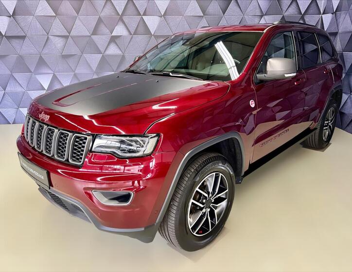 Jeep Grand Cherokee 1