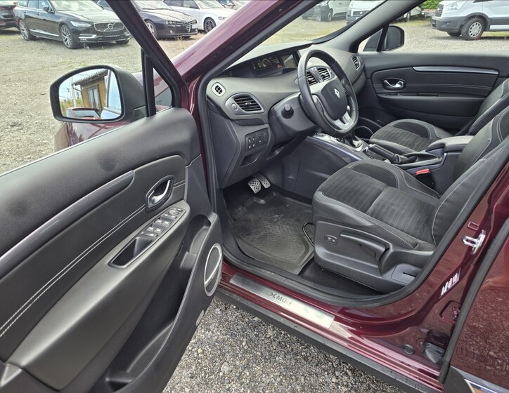 Renault Scénic 8
