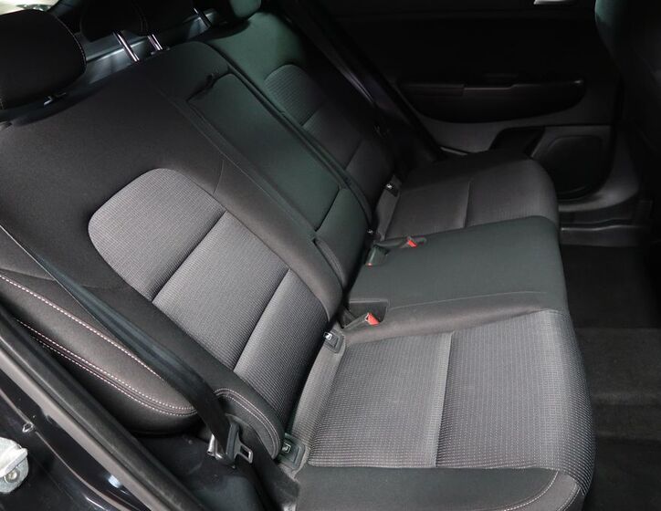 KIA Sportage 12