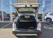 Toyota Corolla Cross 12