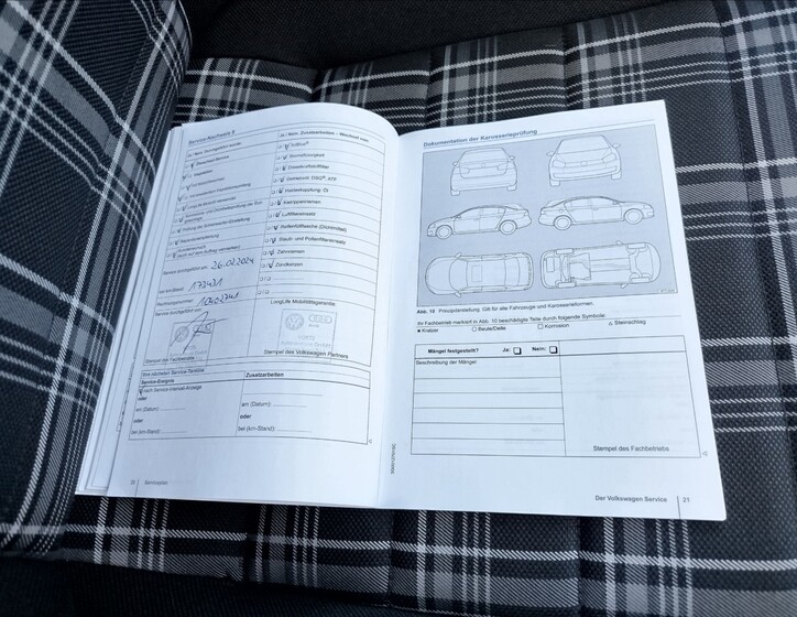 Volkswagen Golf 50