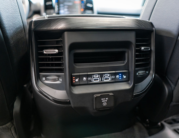 Dodge RAM 35