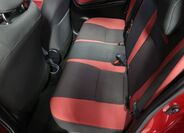 Toyota Yaris 10