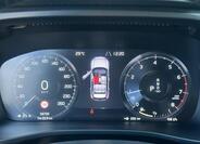 Volvo XC40 8