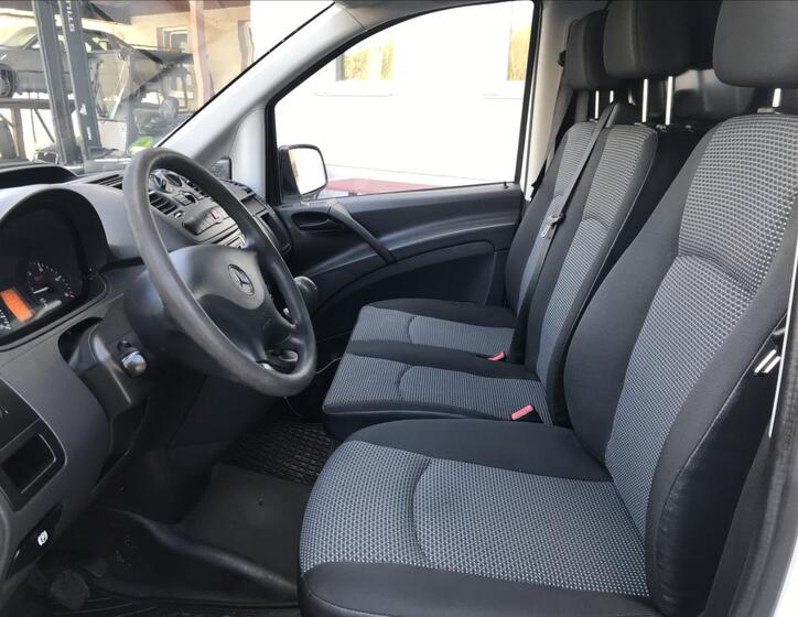 Mercedes-Benz Vito 8