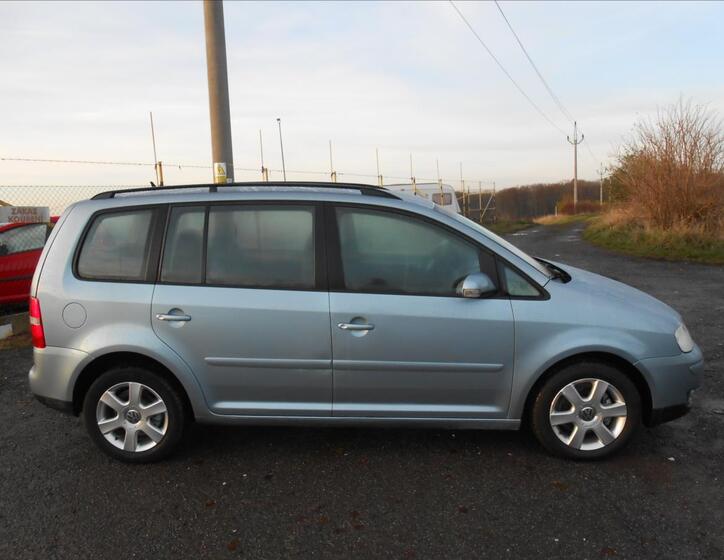 Volkswagen Touran 3