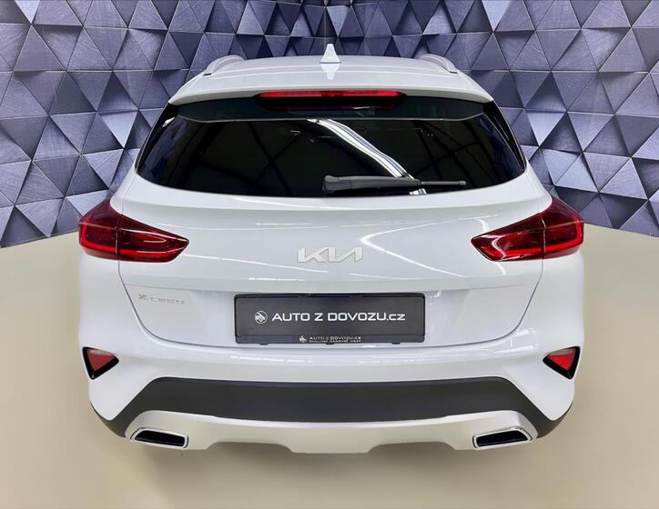 KIA XCeed 6