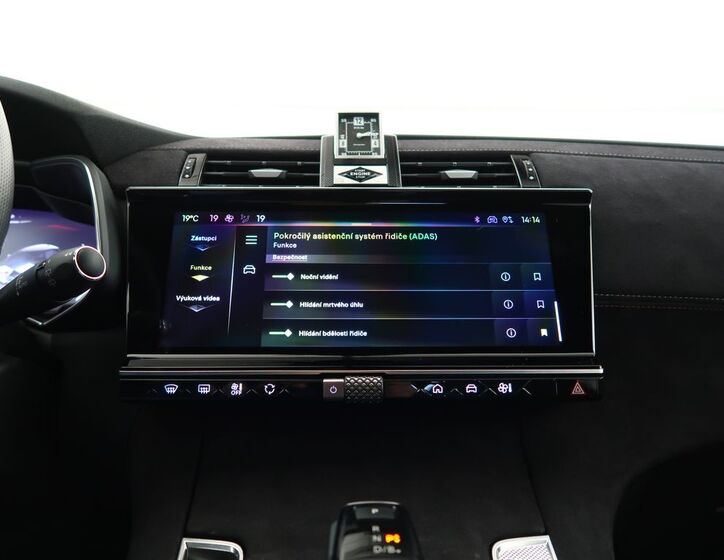 DS Automobiles DS7 Crossback 28