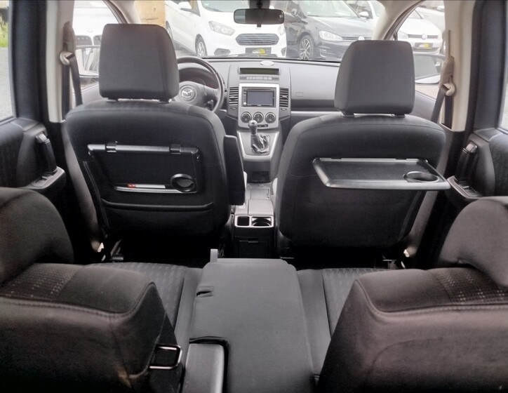 Mazda 5 31