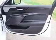 Jaguar XE 12