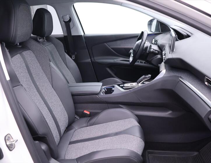 Peugeot 3008 14
