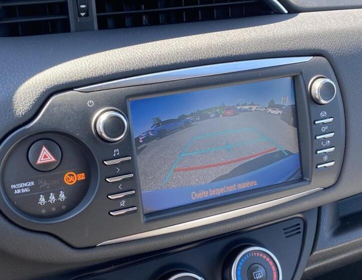 Toyota Yaris 23