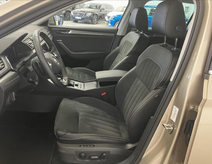 Škoda Superb 13