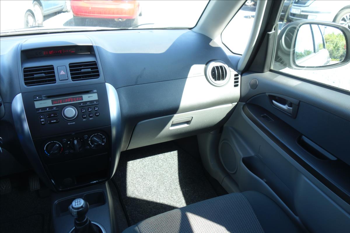 Suzuki SX4