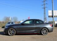 BMW Řada 2 8
