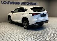 Lexus NX 300h 13