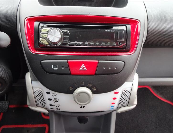 Peugeot 107 29