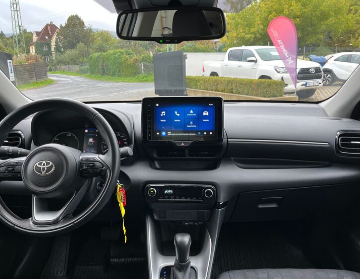 Toyota Yaris 19