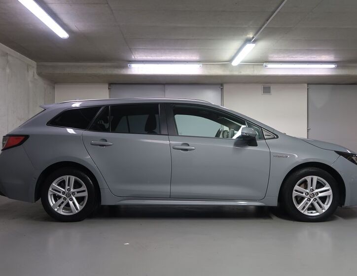 Toyota Corolla 4