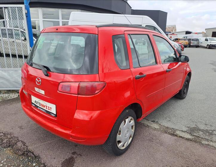 Mazda 2 3