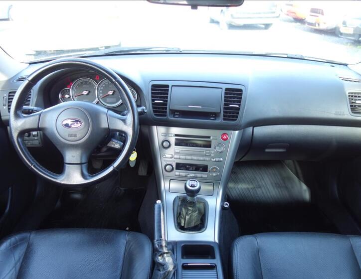 Subaru Legacy 18