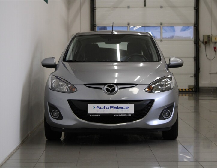 Mazda 2 2