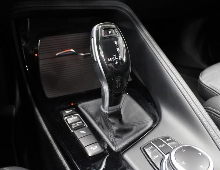 BMW X1 28