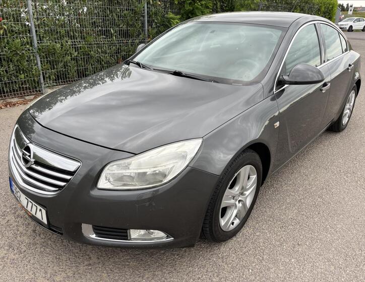 Opel Insignia 1