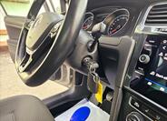 Volkswagen Golf 38