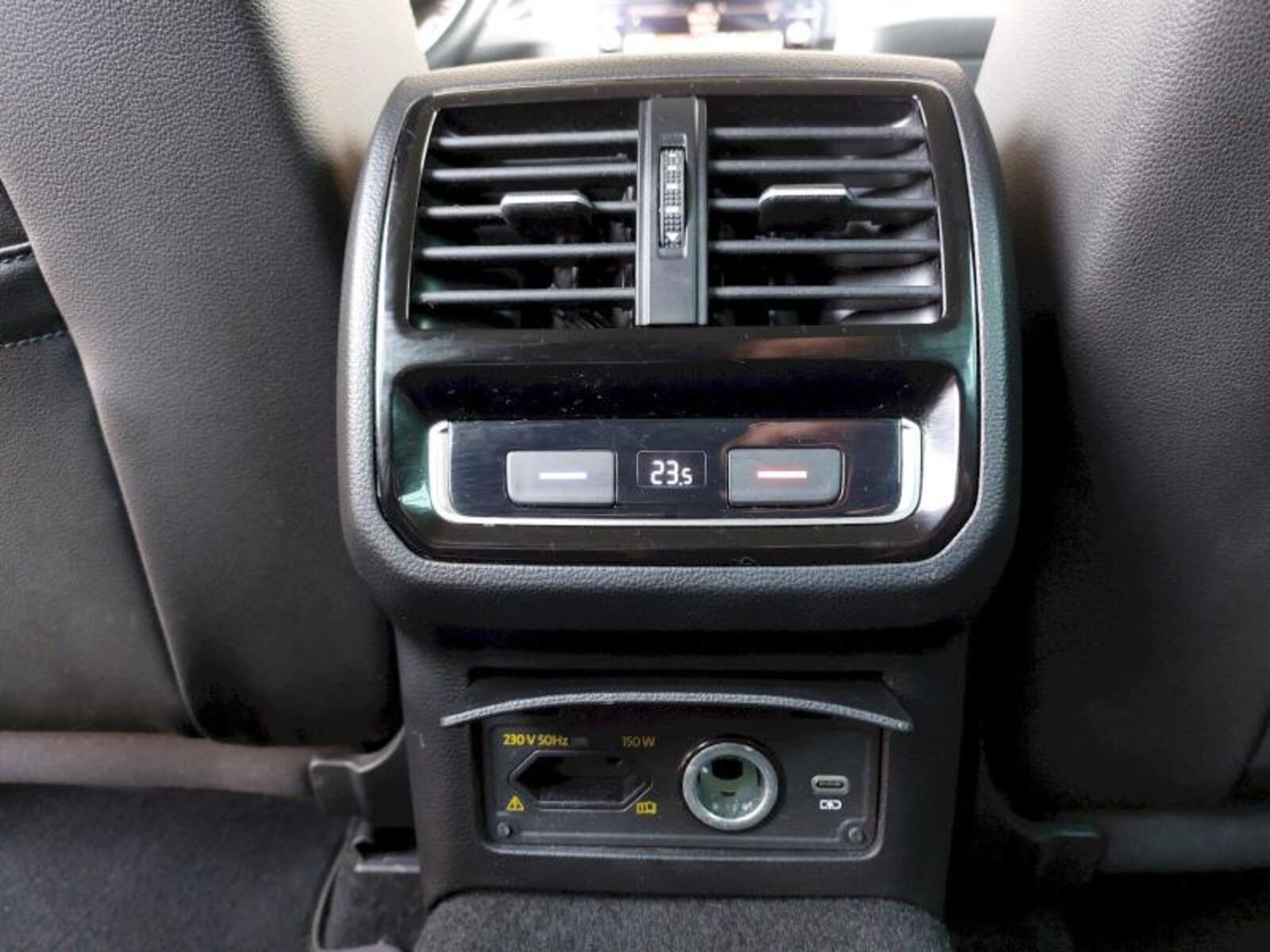 Volkswagen Passat 24