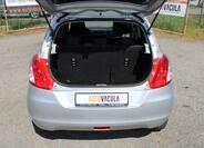 Suzuki Swift 13