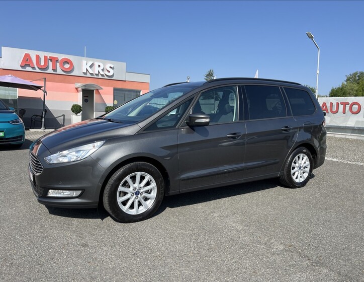 Ford Galaxy 9