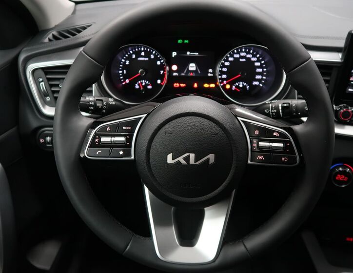 KIA Ceed 12