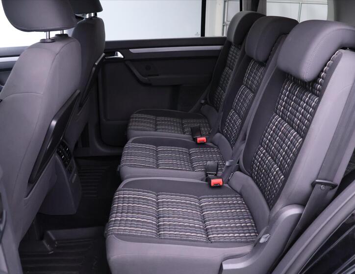 Volkswagen Touran 15