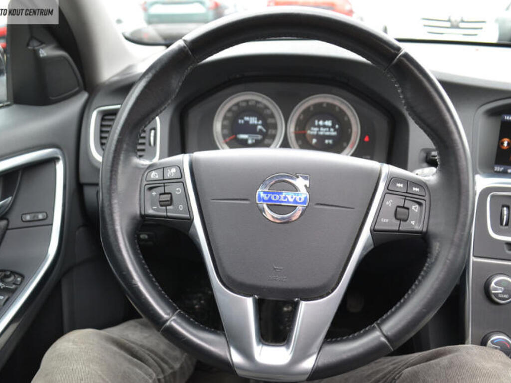 Volvo V60 47