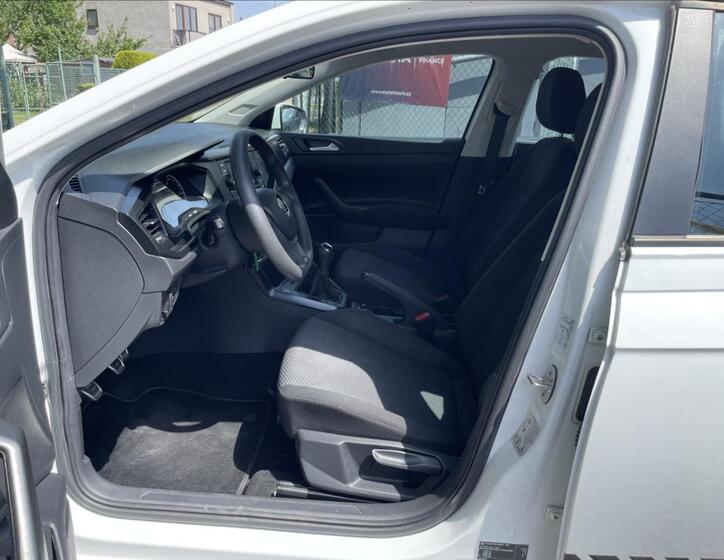 Volkswagen Polo 12