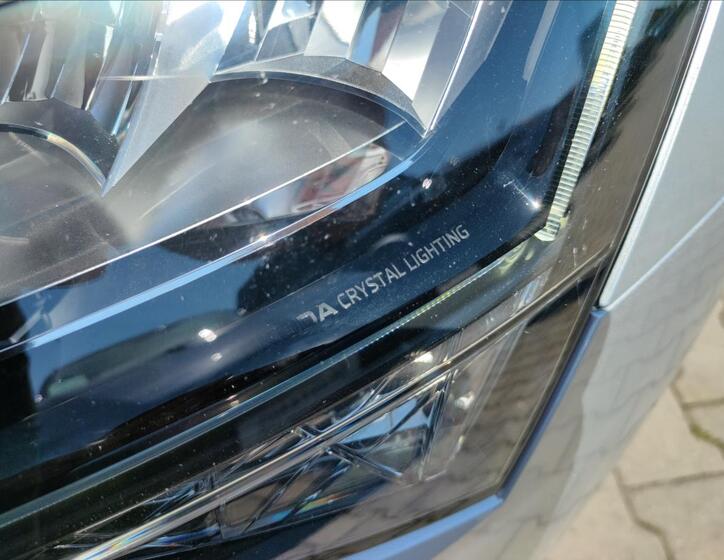 Škoda Superb 9