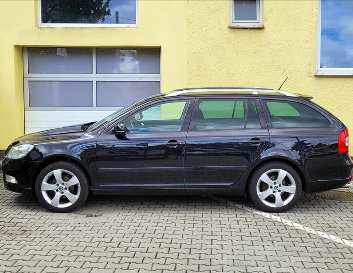 Škoda Octavia 9
