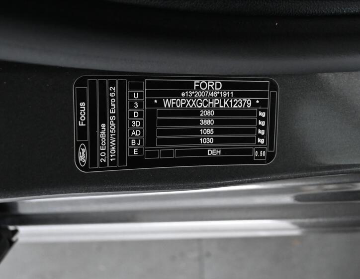 Ford Focus 8
