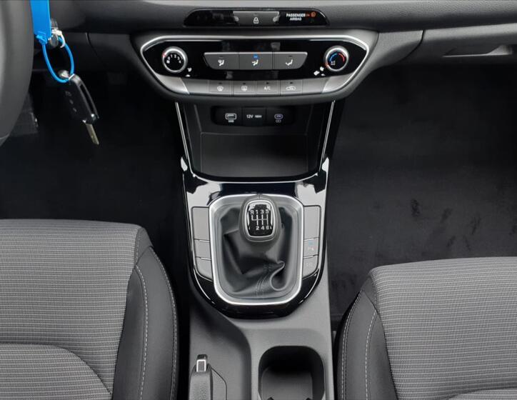 Hyundai i30 8