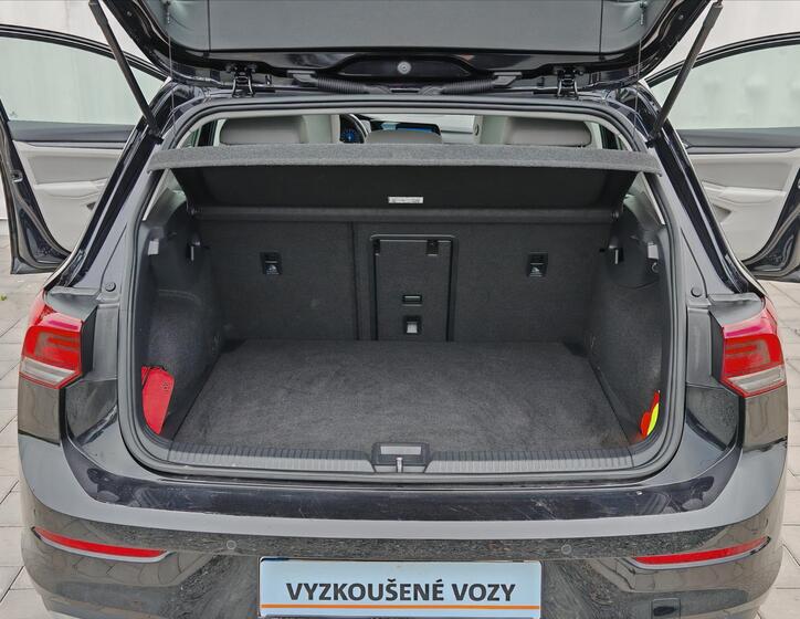 Volkswagen Golf 15